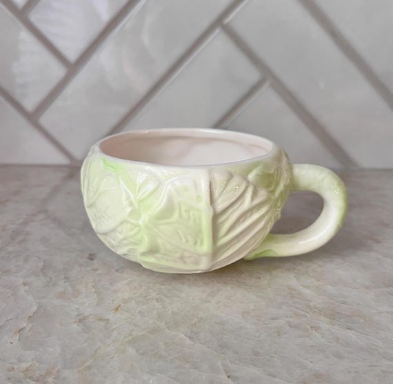 Set of 2 Vintage Soup/Coffee Mugs – Carrots & Cabbage Designs – Charming Farmhouse-Style Drinkware