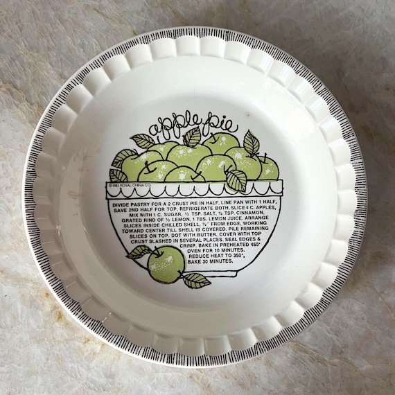 Royal China Co. Country Harvest Ironstone Pie Recipe Baking Dish - 1983 - Vintage Ceramic Bakeware - Rustic Farmhouse Kitchen Decor