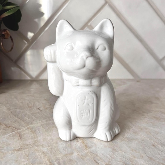 DW 127 Vintage Dynasty White Ceramic Maneki Neko Tiki Mug | Lucky Cat Cocktail Mug 14 oz | Kawaii Barware, Cat Lover Gift
