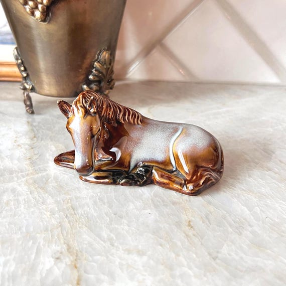 Vintage Glazed Ceramic Horse Figurine | Small Brown & White Reclining Foal | Western Shelf Decor | Resting Baby Horse Sculpture