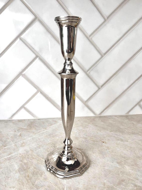 Vintage Silver Plated Taper Candle Holder – Classic Elegant Candlestick with Scalloped Base