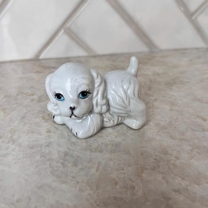 Vintage Porcelain Poodle Figurine – Adorable Collectible Dog Statue, Mid-Century Ceramic Decor