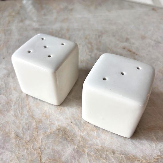 Vintage Mid-Century White Ceramic Square Salt and Pepper Shakers – Minimalist Modernist Kitchen Table Decor