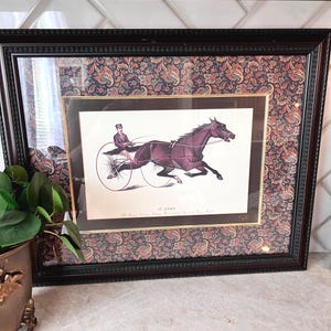 Vintage Trab Pferdedrucke - Smuggler & St. Julien Harness Racing gerahmte Wandkunst, Paisley Mat, Pferdeliebhaber Dekor | Reiter Dekor