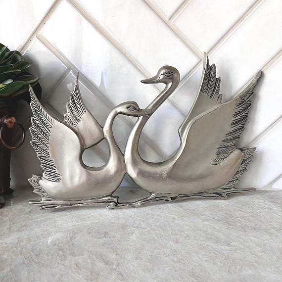 Vintage Brass Swan Wall Hanging Pair – Romantic Mid Century Birds, Art Deco Style, Hollywood Regency Wall Decor