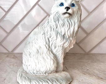Vintage White Long-Haired Cat Statue with Bright Blue Eyes – Shabby Chic Feline Figurine, Large Ceramic Cat Home Decor