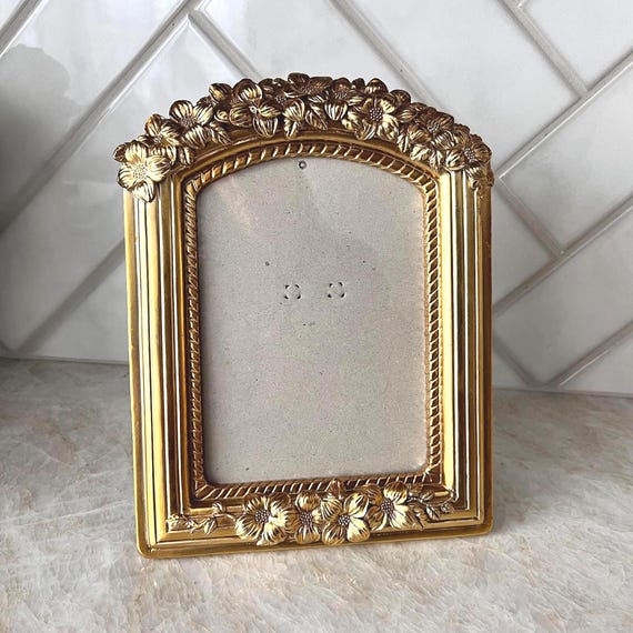 Vintage Baroque Gold Floral Picture Frame | Ornate 5x 7 Frame for Gallery Wall, Vanity, or Mantel Decor | French Rococo Style