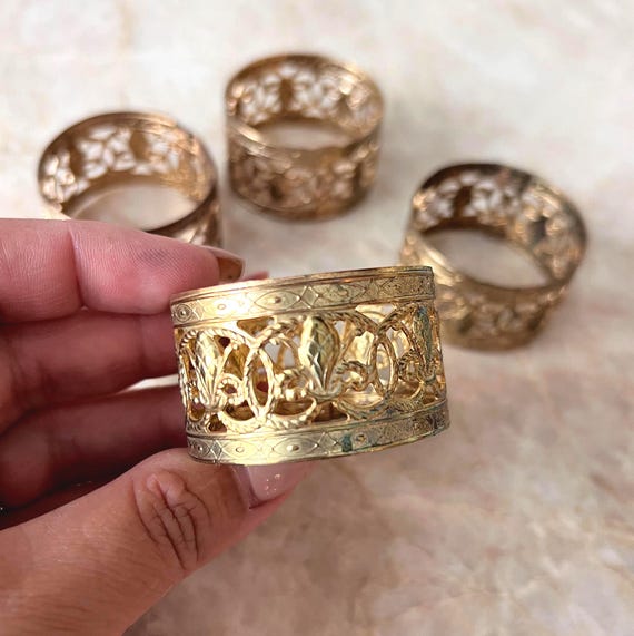 Vintage Kemp & Beatley Gold-Toned Filigree Napkin Rings – Set of 4 Elegant Ornate Holders