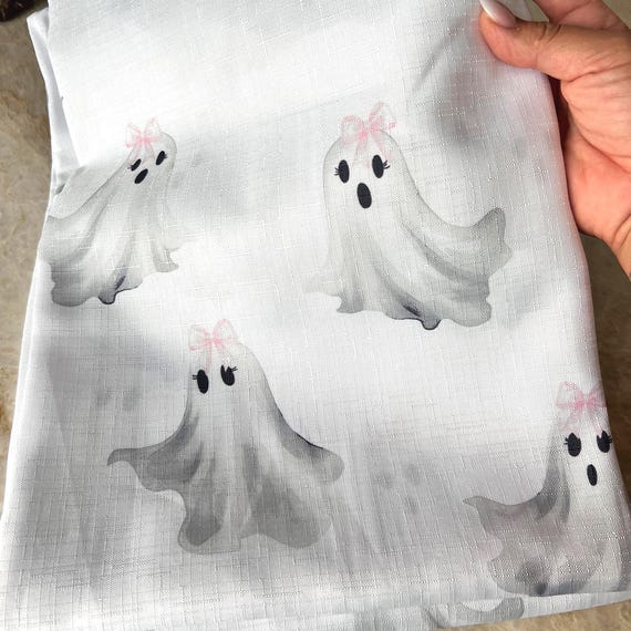 Cute Coquette Ghost Shower Curtain with Pink Bows – Spooky Kawaii Halloween Bathroom Decor – Girly Ghostcore Goth Bathroom Curtain