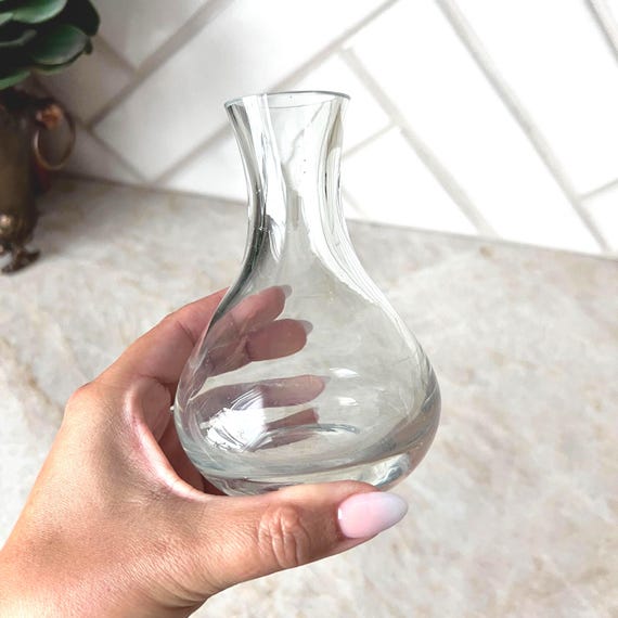 Vintage Mini Glass Wine Decanter – Clear Curvy Carafe for Bar Cart or Kitchen Shelf Display
