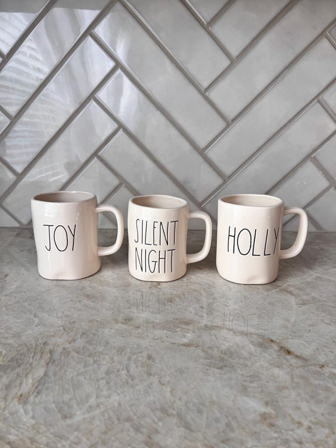 Set of Rae Dunn Christmas Mug Set – 