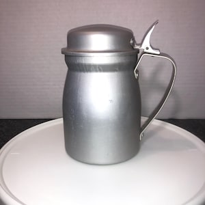 Vintage Milchkrug der US Army aus dem zweiten Weltkrieg von 1941 von AGM Co