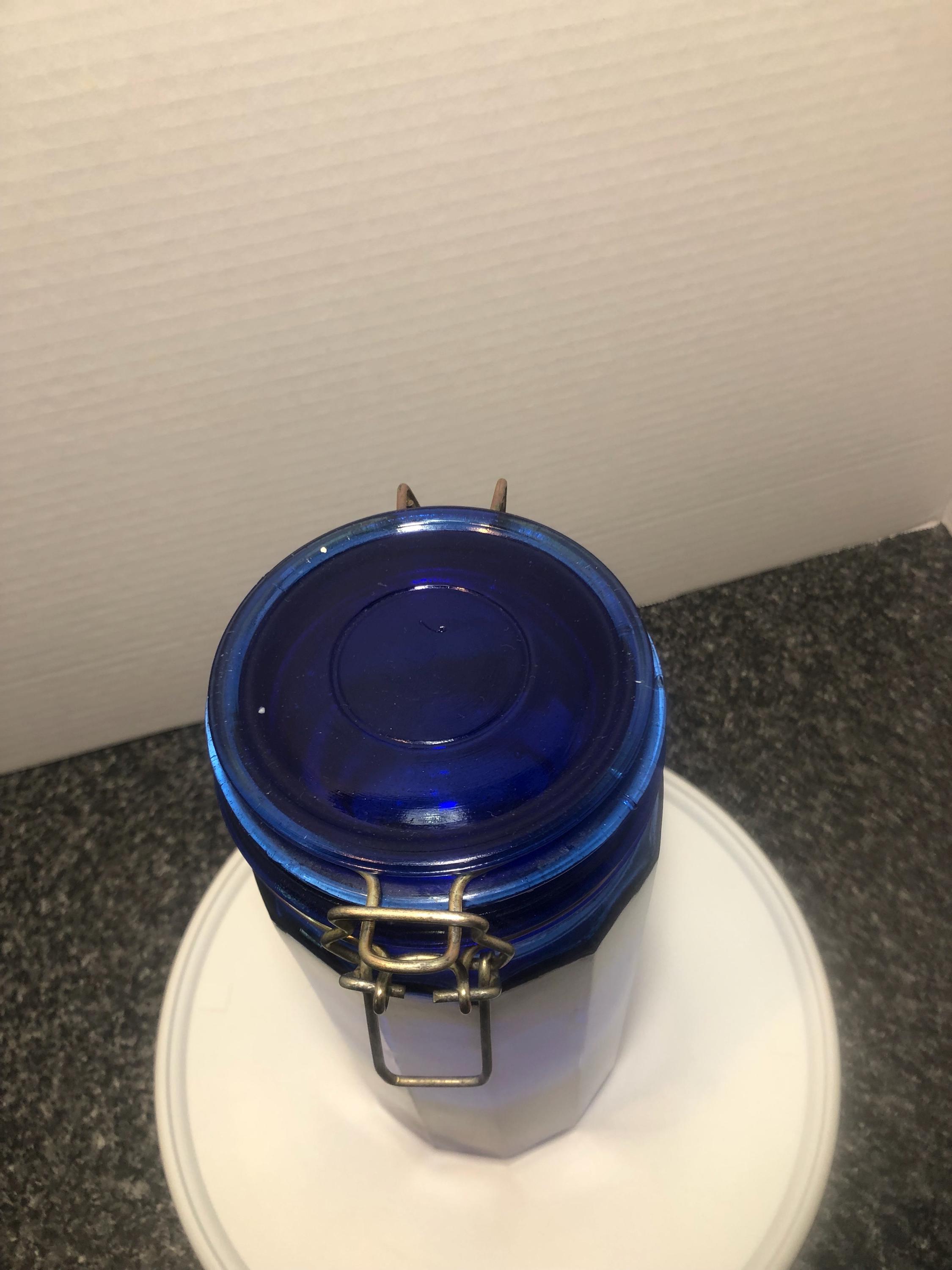 ヴィンテージ コバルトブルー ガラス製キャニスタージャー – クランプ