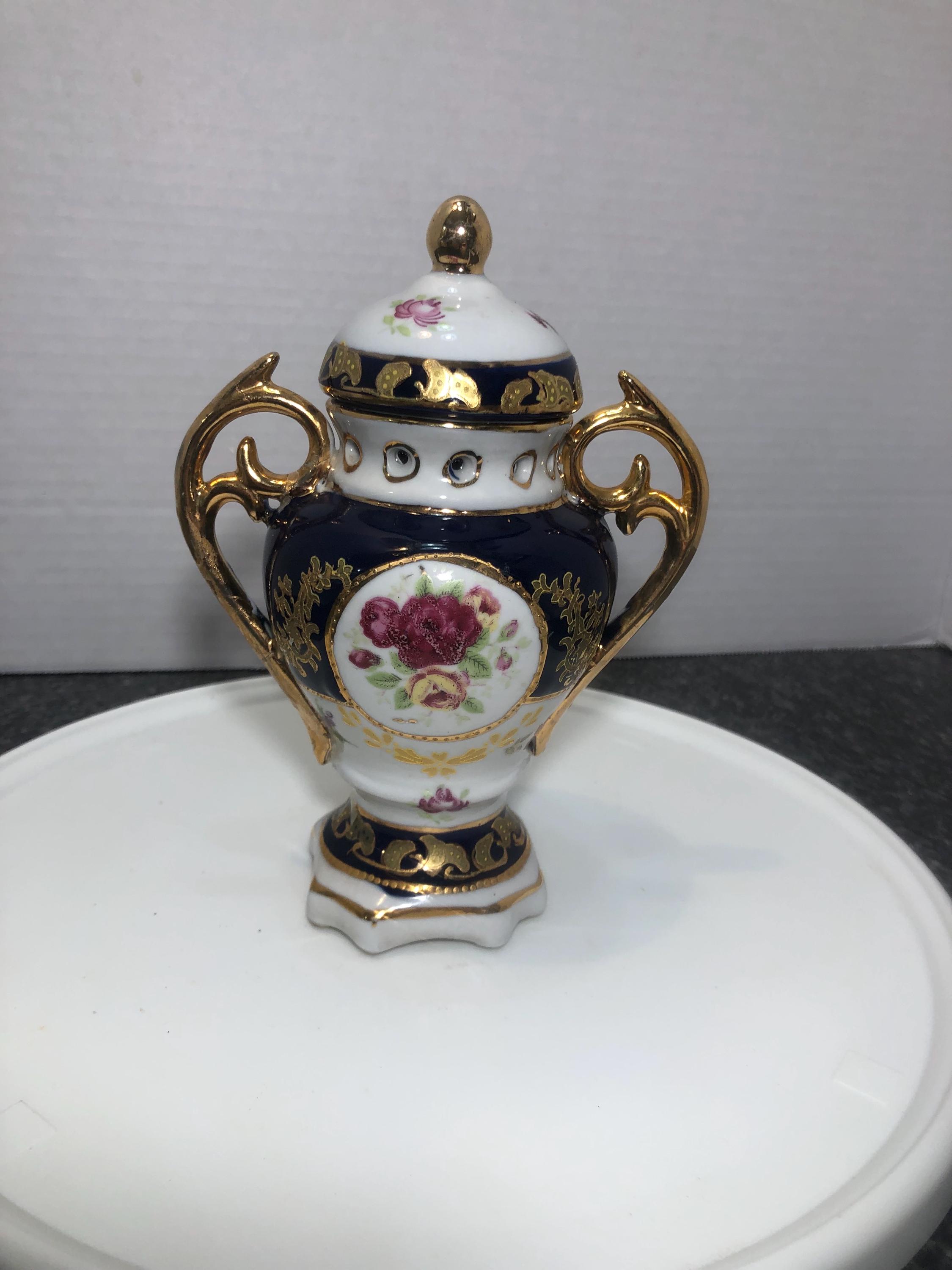 アンティーク ダブルハンドル花瓶 アンティーク ダブルハンドル花瓶 アンティーク ダブルハンドル花瓶