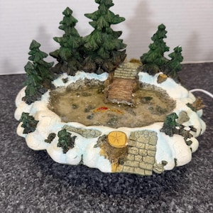 Vintageavdelningen Avdelning 56 Pine Point Pond Juldekoration By Dekoration Koi Fisk Samlarobjekt