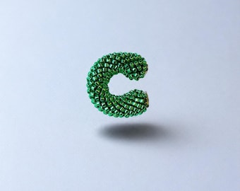 Chunky Emerald Green Ear Cuff – Adjustable Non-Pierced Earring, Textured Beaded Design, Lightweight Metal-Plated Jewelry