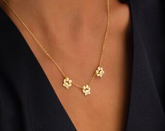 Multiple Dog Necklace, Paw Print Name Necklace, Personalized Dog Paw Necklace, Personalized Tiny Dog Paw Necklace, Minimalist Paw Necklace