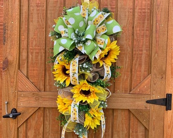 Sunflower Swag for Front Door, Summer or Fall Sunflower Wreath, Entryway or Kitchen Wall Decoration, All Seasons Decor, Door Hanger