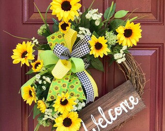 Year Round Sunflower Welcome Wreath for Front Door, Farmhouse Theme Spring or Summer Decor, Front Porch Sunflower Decoration