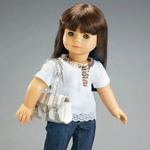 Fashion Doll Outfit mit Denim Capri Hose und weißem Hemd mit Paillettenbesatz Made by Carpatina passt 18 &quot;Puppen wie American Girl Puppen
