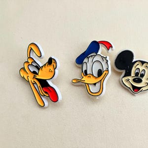 Vintage 1970s Disney Character Pins – Mickey Mouse, Pluto & Donald Duck – Plastic Lapel Pins