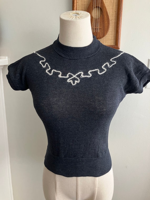 Vintage 1950's Dark Gray High Waist Pullover Top … - image 10