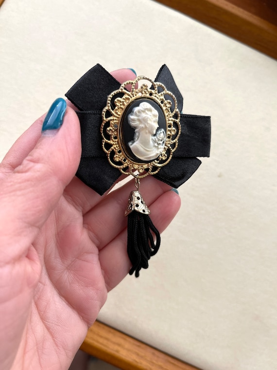 1940s 1950s Cameo Mourning Brooch/Vintage Mournin… - image 2