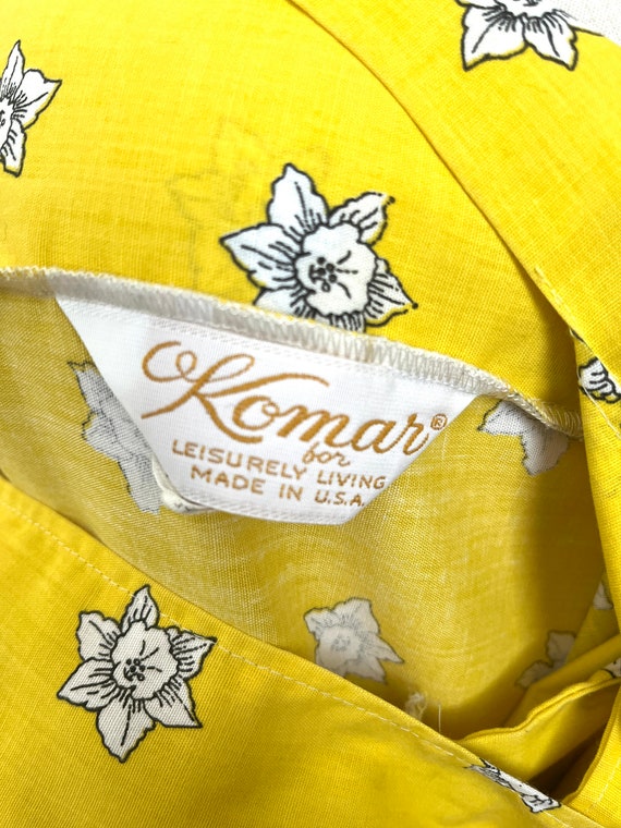 1960s Komar "For Leisurely Living" - Yellow Flora… - image 3