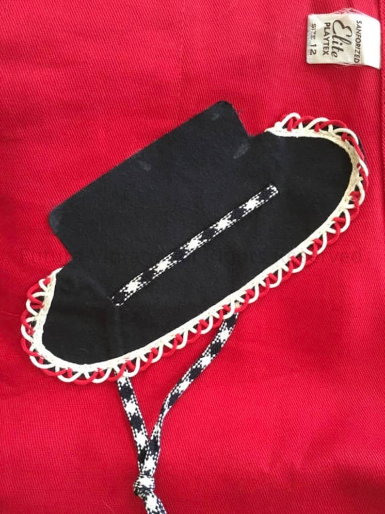 Cutest 1950s Sanforized Elite Playtex Red Pedal Pushers with Sombrero Appliqu\u00e9 and Hidden Side Pocket-XS