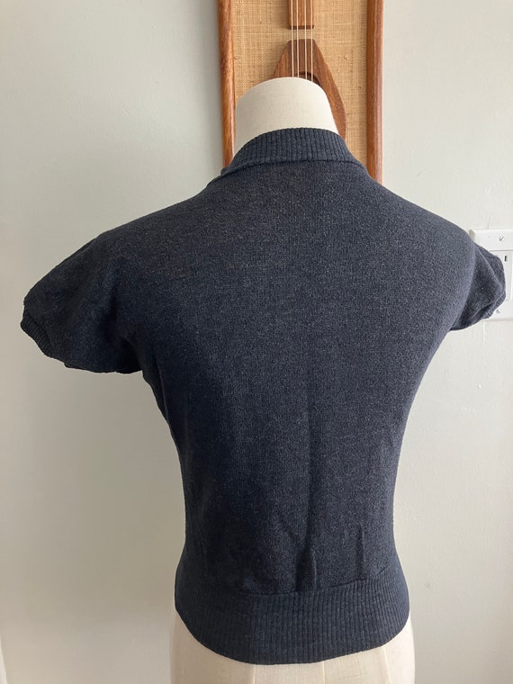 Vintage 1950's Dark Gray High Waist Pullover Top … - image 7