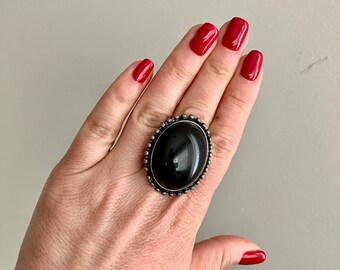 1970s Vintage Large Black Oval Statement Ring-Size 8