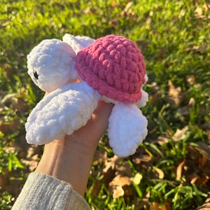 Sparkly Pink and White Mini Crochet Sea Turtle, Handmade Adorable Amigurumi Plush Toy, Gift for Sea Turtle Lover, Crochet Children’s Gift