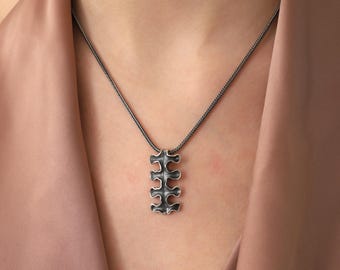 Brutalist Oxidized Silver Necklace – Unisex Abstract Spine Pendant