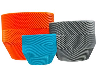 Geometryczna spiralna doniczka – nowoczesny akcent w minimalistycznym wystroju
