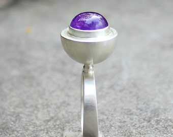 Amethyst Ring - Amethyst Silver Ring - Big Purple Gem Ring - Hollow Form Sterling Ring - Round Amethyst Cabochon Ring - Modern Silver US 8.5