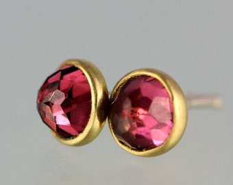 Garnet Studs - Rose Cut Garnet 18 KT Gold Studs - Rose Cut Garnet Gold Studs - Rhodolite Garnet Yellow Gold Post Earrings - Pink Garnet