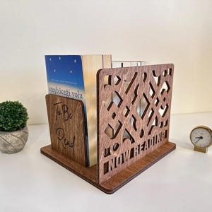Personalized Wooden Book Stand: Engraved Quote Reading Nook Decor