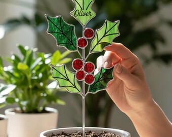 Personalisierte Stained Glass Holly Pflanzenstecker, Handgemachtes Weihnachtsgeschenk