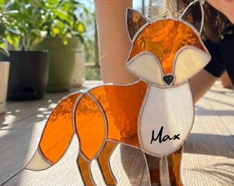 Gepersonaliseerde vos glas-in-lood suncatcher, aangepaste naam handgemaakte dierenraam hangend cadeau