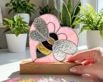 Vitral em forma de abelha para pendurar na janela, decoração de mesa em formato de coração e abelha, presente para amantes da natureza.