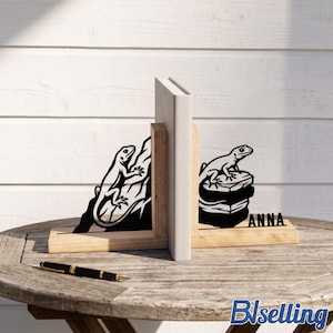 Lizard Metal Bookends, Reptile Book Holder, Gecko Shelf Decor, Animal Lover Gift