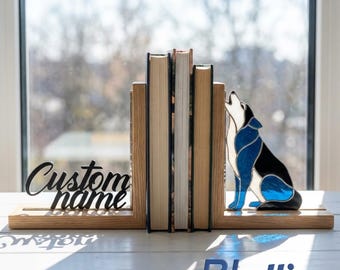 Sujetalibros Lobo Aullador: Vidrieras personalizadas con base de madera