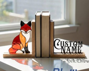 Gepersonaliseerde boekensteunen vos glas-in-lood, aangepaste naam bibliotheekhouder dierenglas, handgemaakt plankcadeau