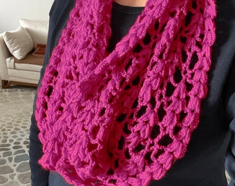 Infinity Scarf Pattern, Crochet Pattern, Crochet Cowl, Wrap Scarf Pattern, Neck cowl Pattern, Red Scarf, Easy Crochet Pattern