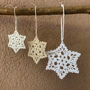 Christmas Crochet Snowflake Pattern, Easy Crochet Pattern, Beginner Crochet Pattern, Crochet Ornament, Home Decorations, Wintery Garland image 7