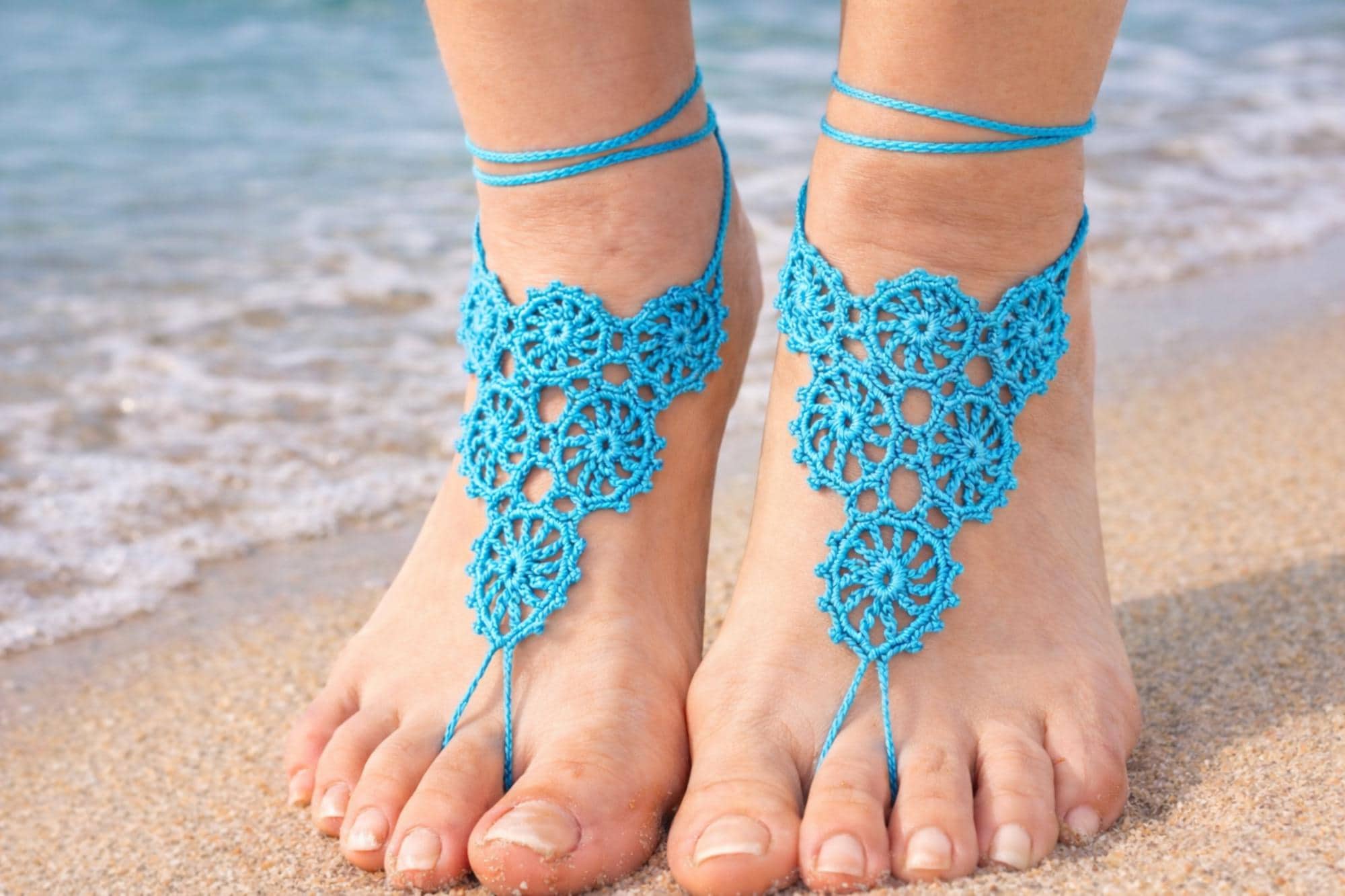 40 Gorgeous Patterns for Barefoot Sandals to Dress Your Feet 31 Crochet Barefoot Sandals Pattern: Flower Beach Wedding