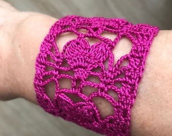 Heart Bracelet Pattern, Crochet Pattern, Crochet Valentines Day Pattern, Cuff Bracelet, Wristband or Bookmark, Easy Heart Crochet Pattern