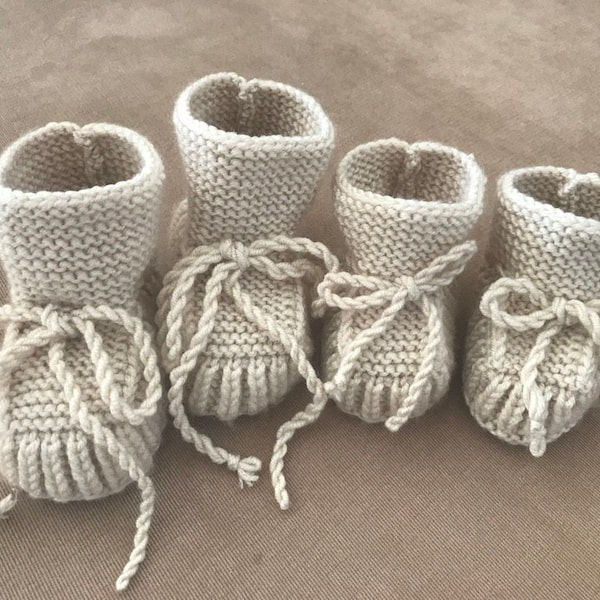 Baby Booties Pattern, Knitting Booties Pattern, Unisex Booties Shoes, Video tutorial, Cream Boots, Knit Pattern, 3wks-3months, 6-12 months