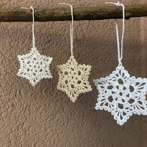 Christmas Crochet Snowflake Pattern, Easy Crochet Pattern, Beginner Crochet Pattern, Crochet Ornament, Home Decorations, Wintery Garland image 3
