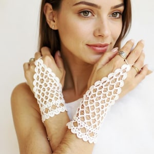 Fingerless Gloves Pattern, Crochet Pattern, Ivory Gloves ,Lace Wedding Gloves, Wristband Gloves -1